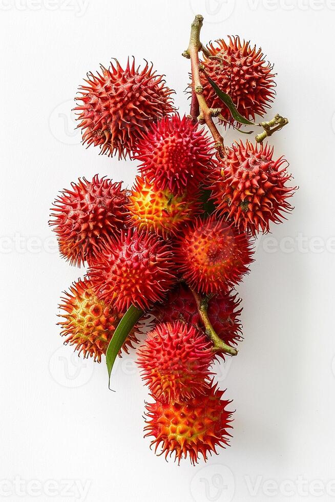 ai genererad klunga av färsk rambutan isolerat på vit bakgrund. närbild skott. foto