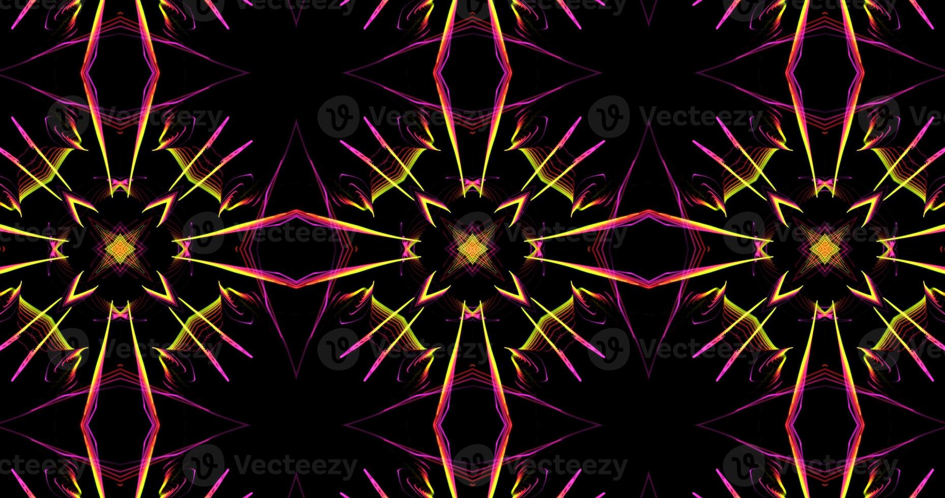 abstrakt kalejdoskop mönster på mörk bakgrund i lila grön gul rader foto