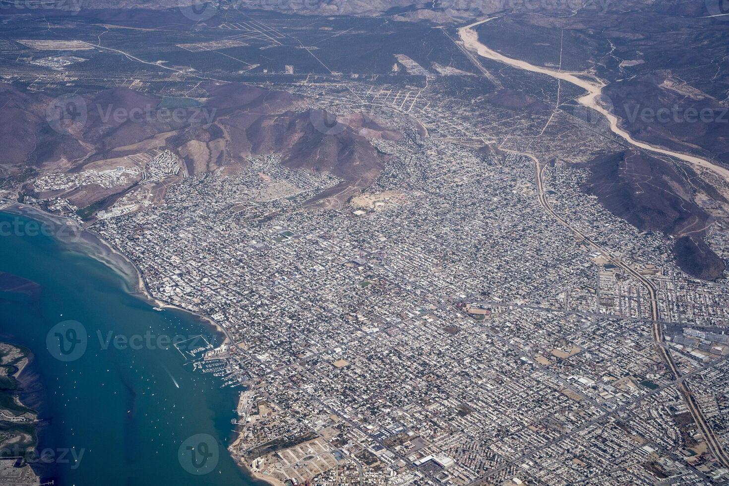 la paz baja kalifornien sur antenn se från flygplan foto