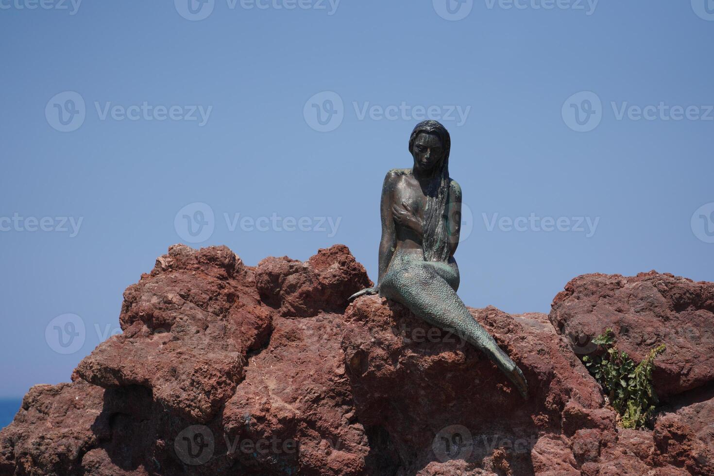 sjöjungfru staty i oren, balikesir, turkiye foto
