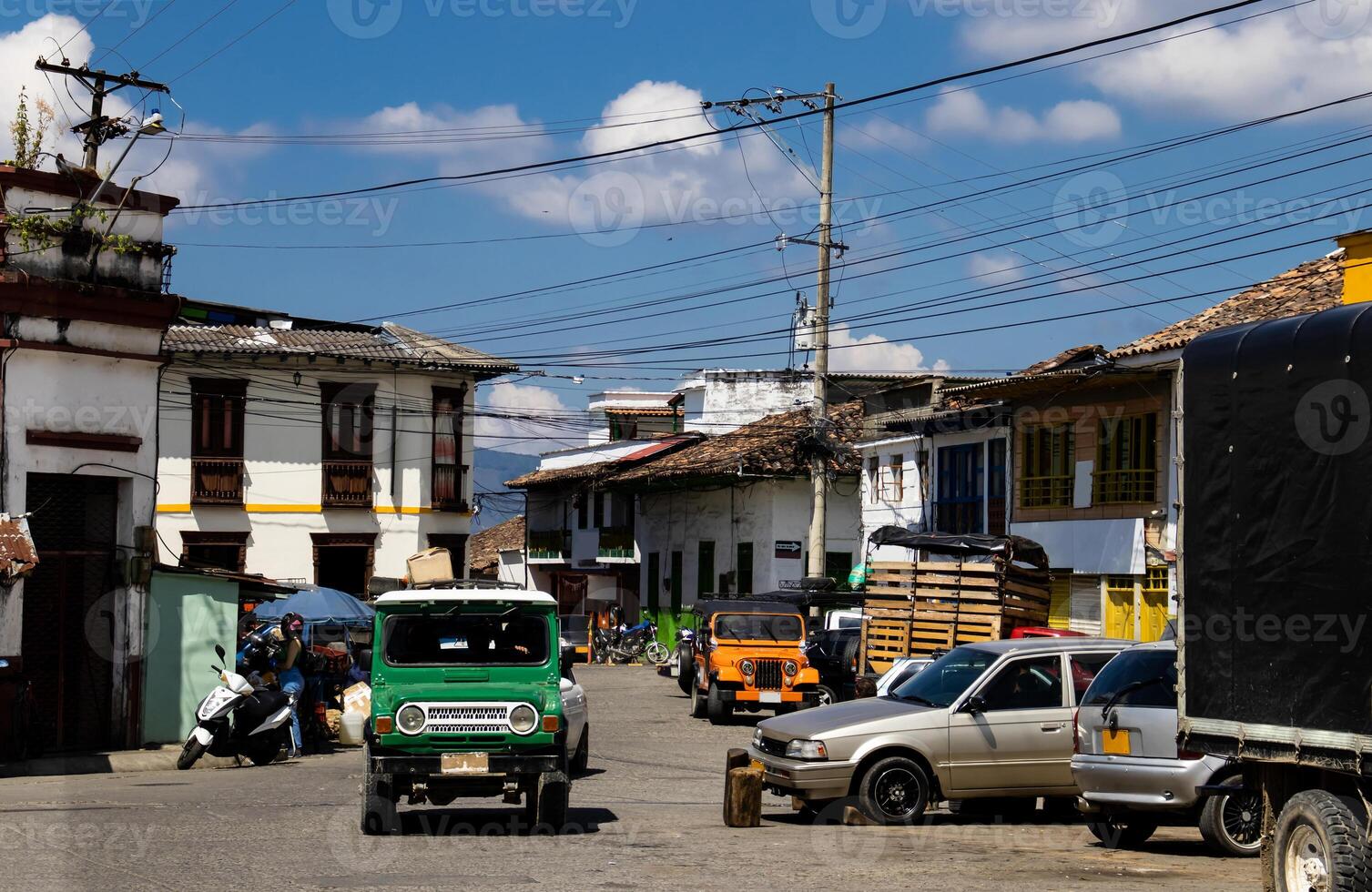 gata av de arv stad av salamina belägen på de caldas avdelning i colombia. traditionell yipaos. foto