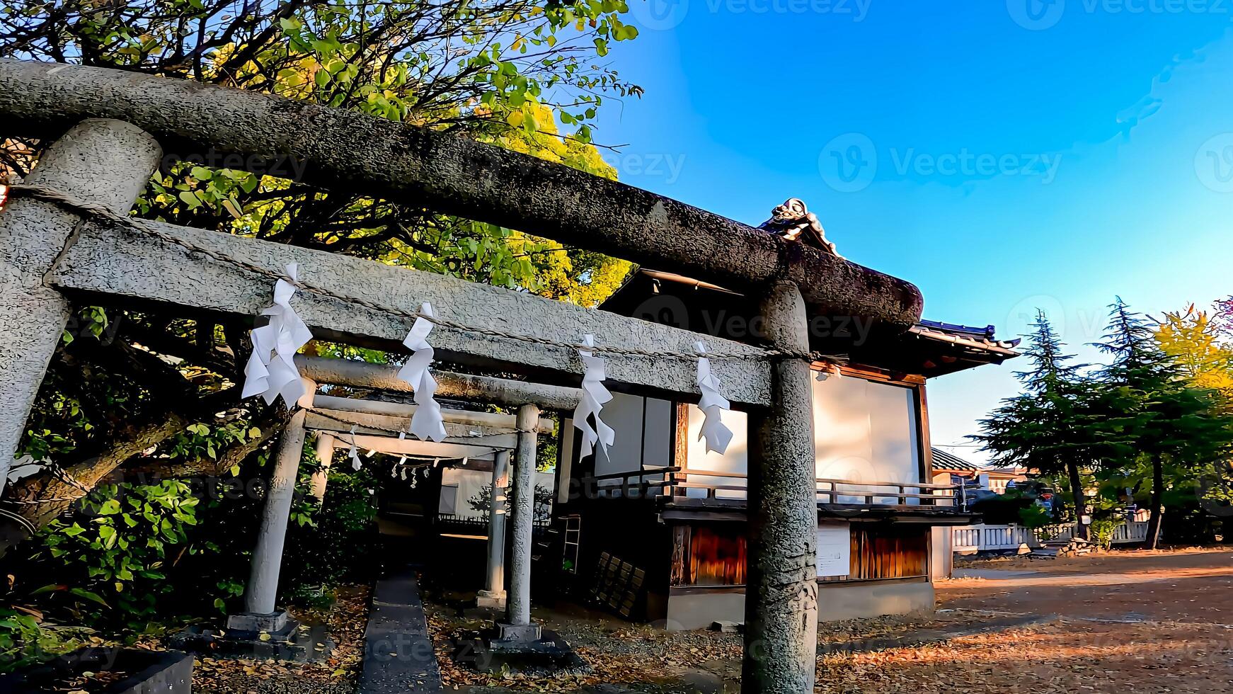 rokugatsu hachiman helgedom, en helgedom i rokugatsu, adachi-ku, tokyo, japan. den var byggd under de 1053-1058 foto