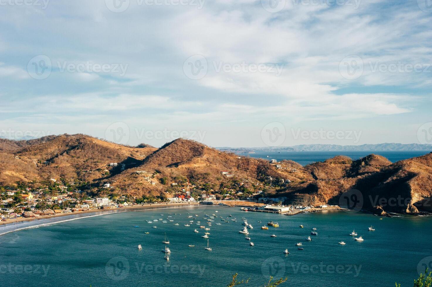 color panorama- se av bukt san juan del sur, nicaragua foto