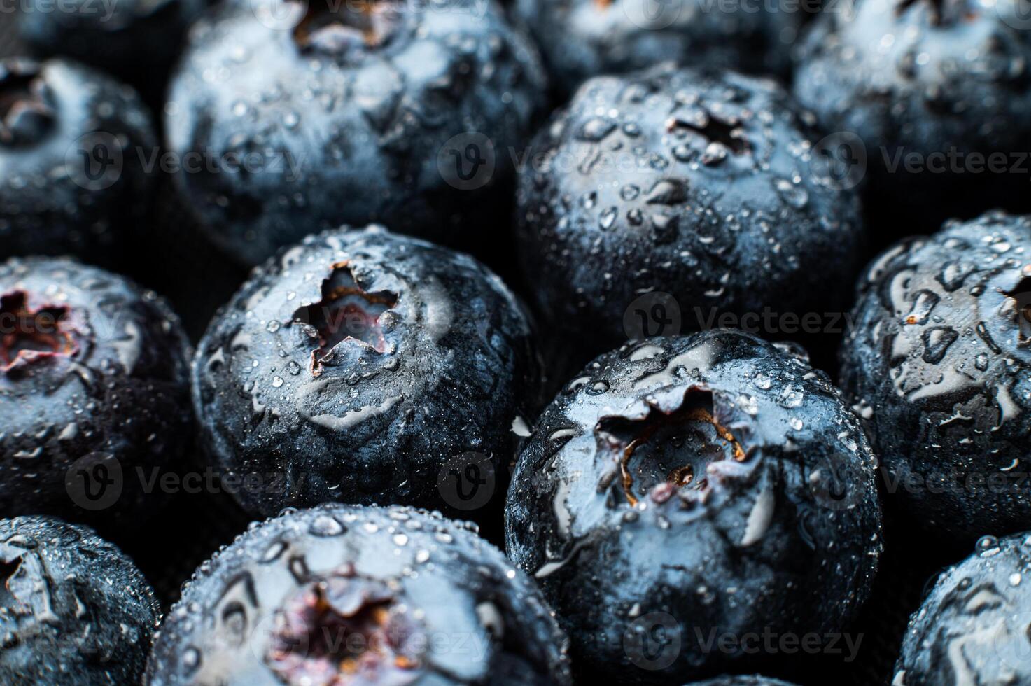 mogen ljuv blåbär. färsk blåbär bakgrund. vegan och vegetarian begrepp. makrotextur av blåbär. textur av blåbär närbild foto