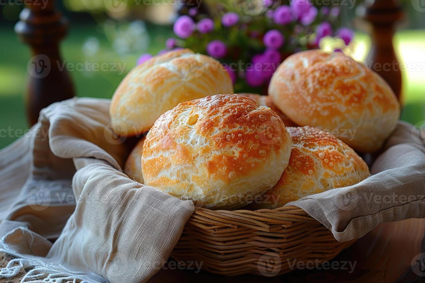 pao de queijo brasiliansk ost bröd i de kök tabell professionell reklam mat fotografi foto