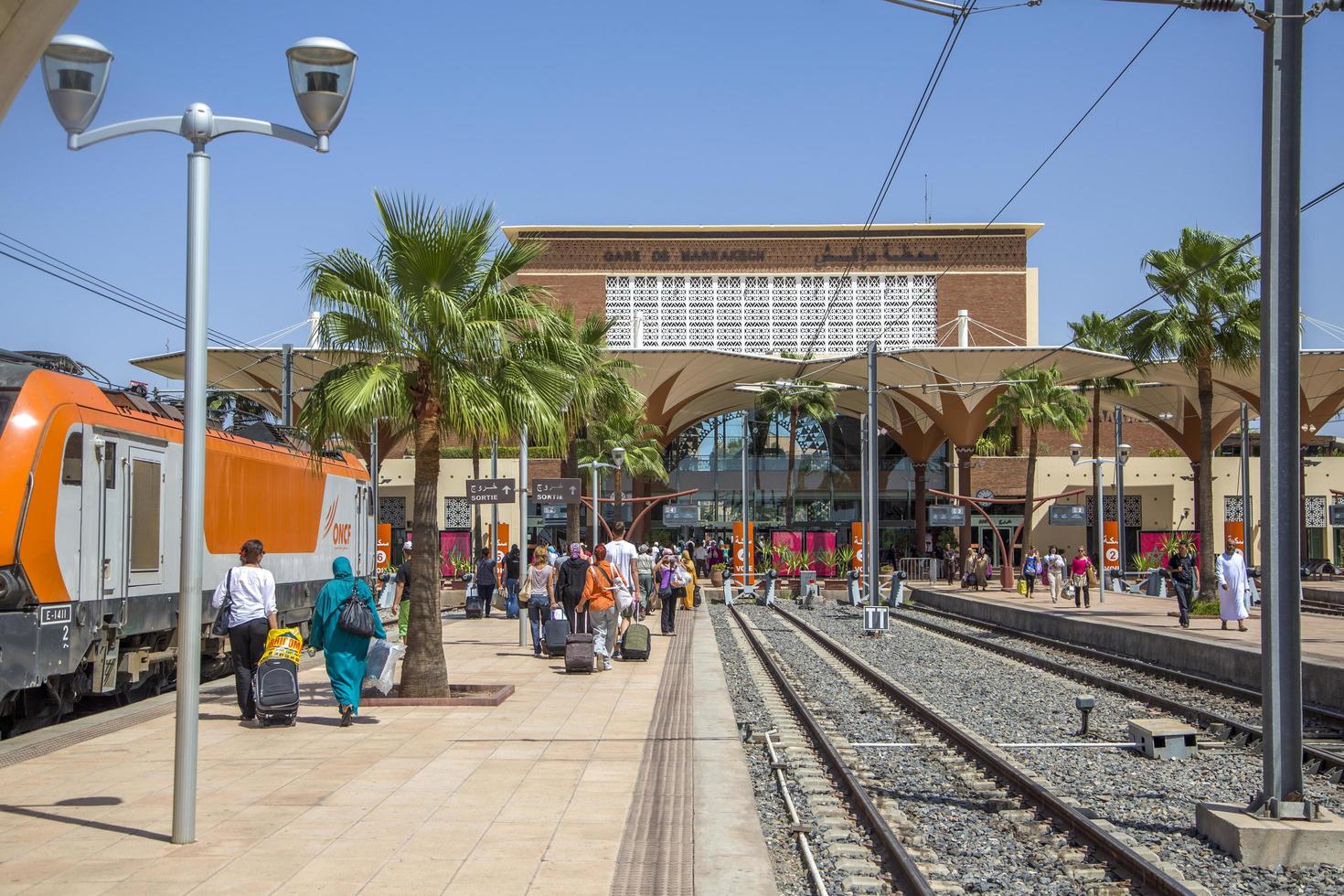 marrakech, marocko, 11 september 2014 - tågstation i marrakech, marocko. tågstationen öppnades den 10 augusti 2008 och är nu den södra ändpunkten av det marockanska järnvägssystemet. foto