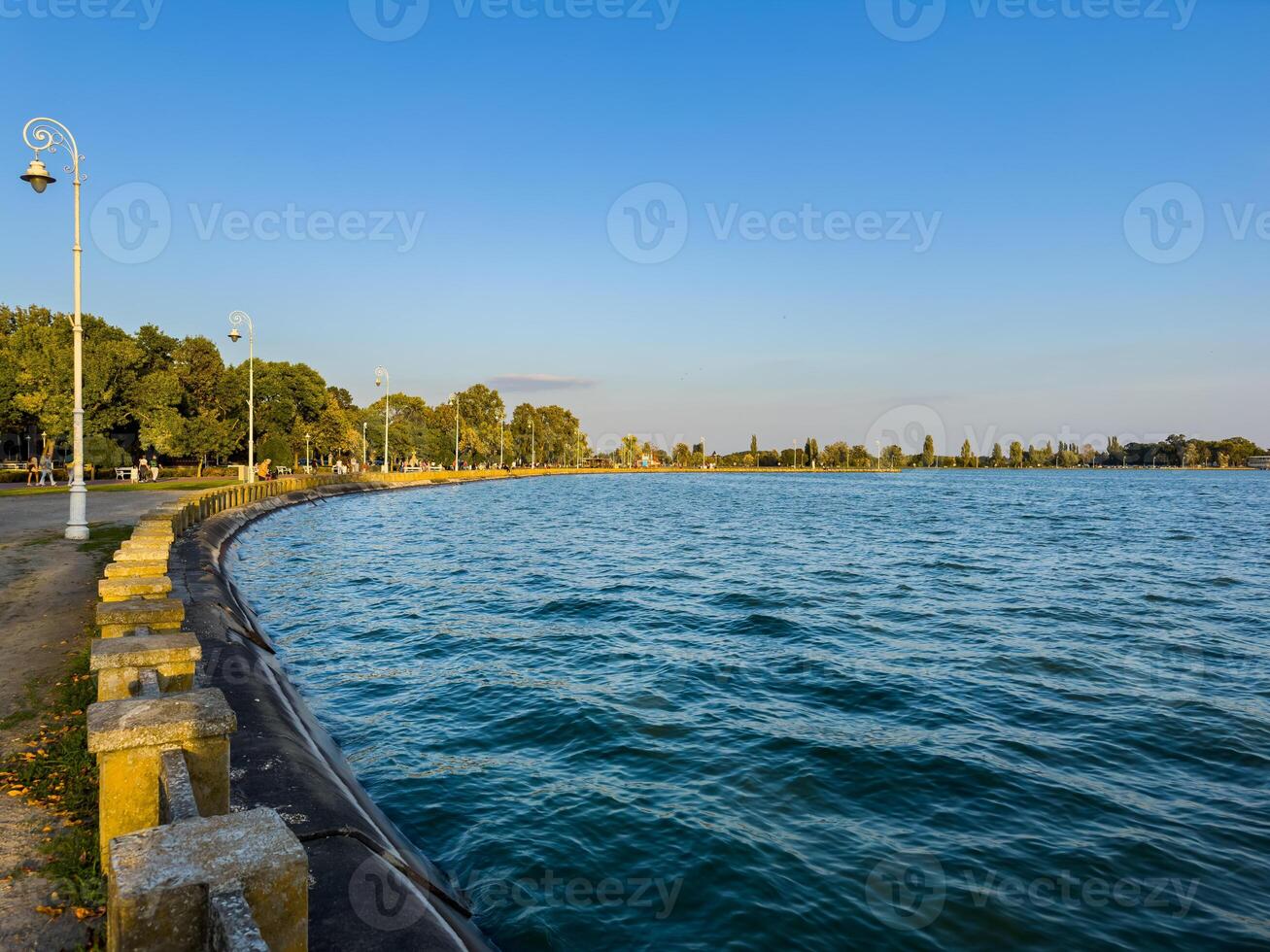 Strand av sjö palic i serbia foto