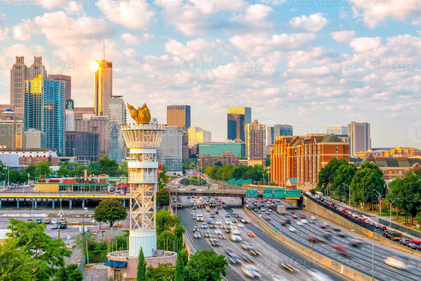 atlanta stadens skyline foto