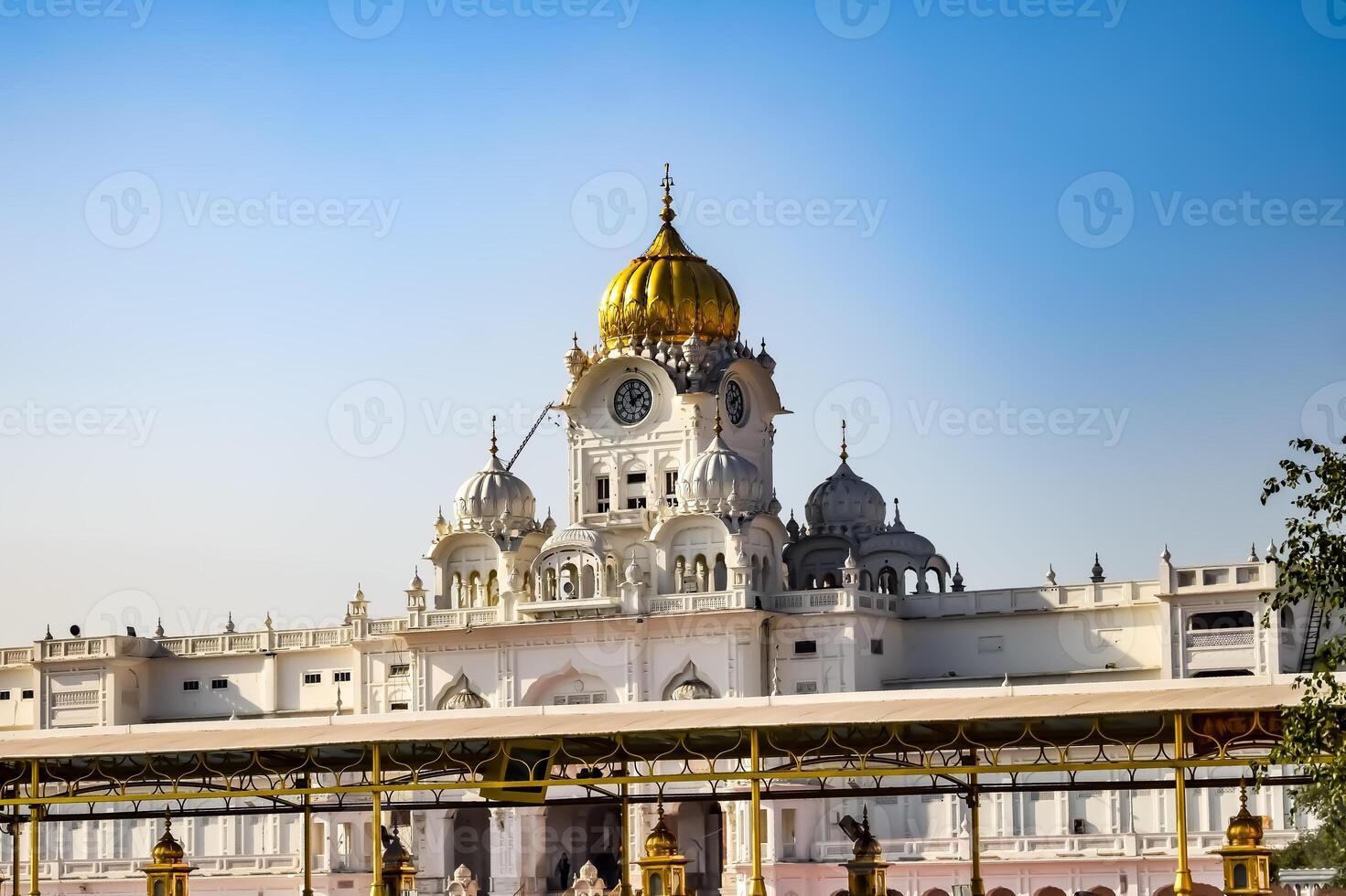 se av detaljer av arkitektur inuti gyllene tempel - harmandir sahib i amritsar, punjab, Indien, känd indisk sikh landmärke, gyllene tempel, de huvud fristad av sikher i amritsar, Indien foto