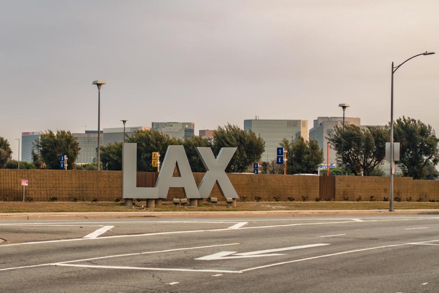 los angeles, kalifornien, 2021 - slapp flygplats och omgivningar foto