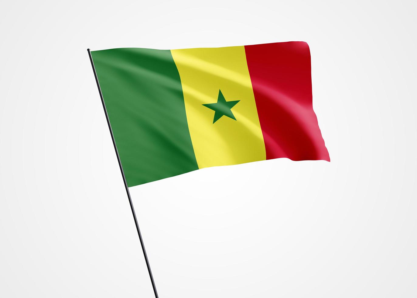 senegalska flaggan vajar högt i den vita isolerade bakgrunden. april 04 senegals självständighetsdag. samling av världens nationella flagga samling av världens nationella flagga foto