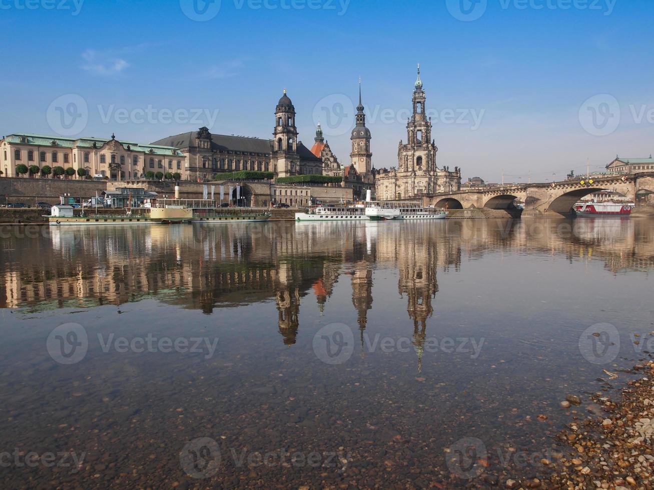 hofkirche kyrka i Dresden foto