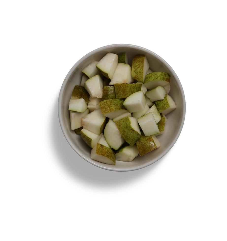 äpple i kopp isolerad frukt med skiva och blad isolerade och samling grönsaker på en vit foto