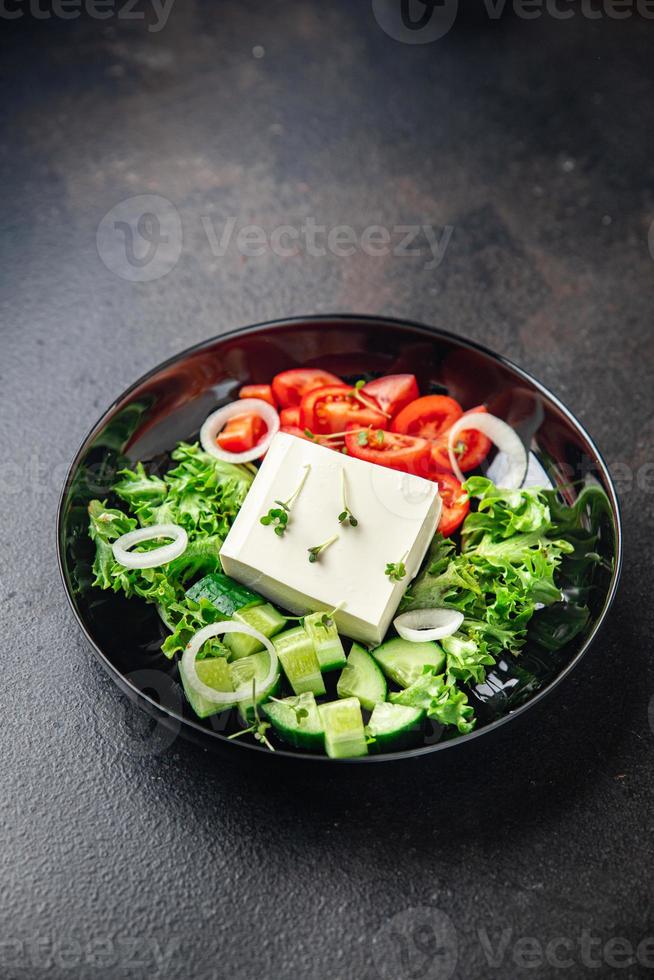 sallad feta grönsak hälsosam vegetabilisk måltid vegetarisk mat foto