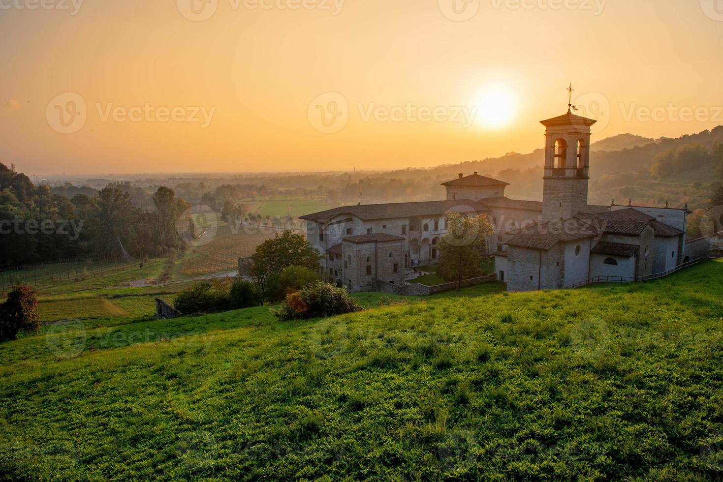 klostret astino foto