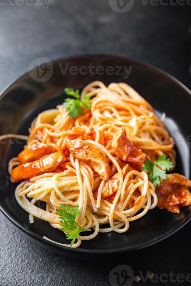 spagetti tomatsås pasta hälsosam måltid mat bakgrund foto