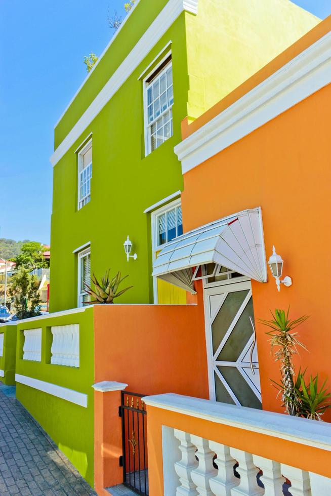 många färgglada hus, bo kaap-distriktet, Kapstaden. foto