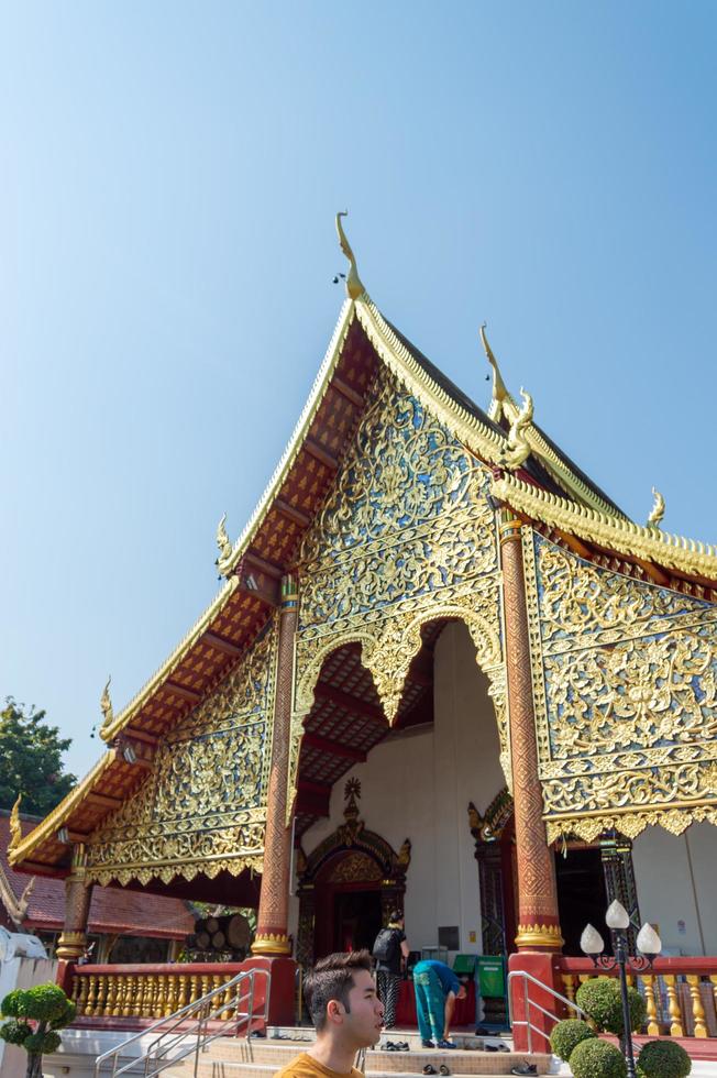 wat chiang man chiang mai thailand10 januari 2020wat chiang man byggdes av mangrai 209 1297. det var det första templet i chiang mai platsen för wiang nop buri en fästning av lawa-folket. foto