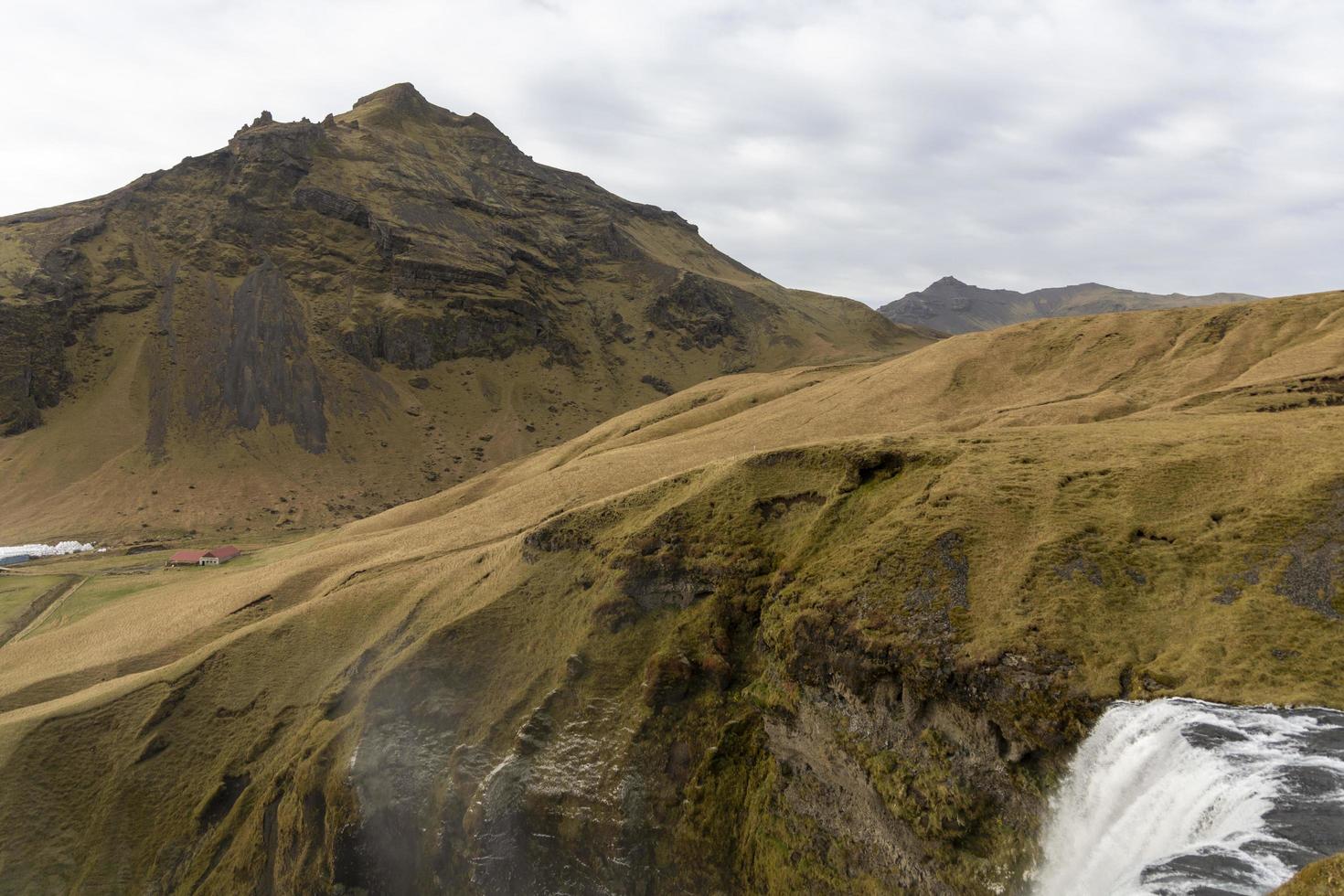 skogafoss på södra island foto