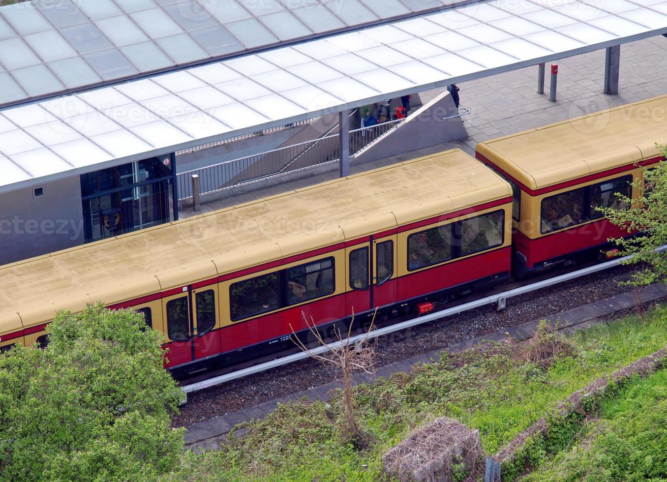 tunnelbanetåg i berlin foto