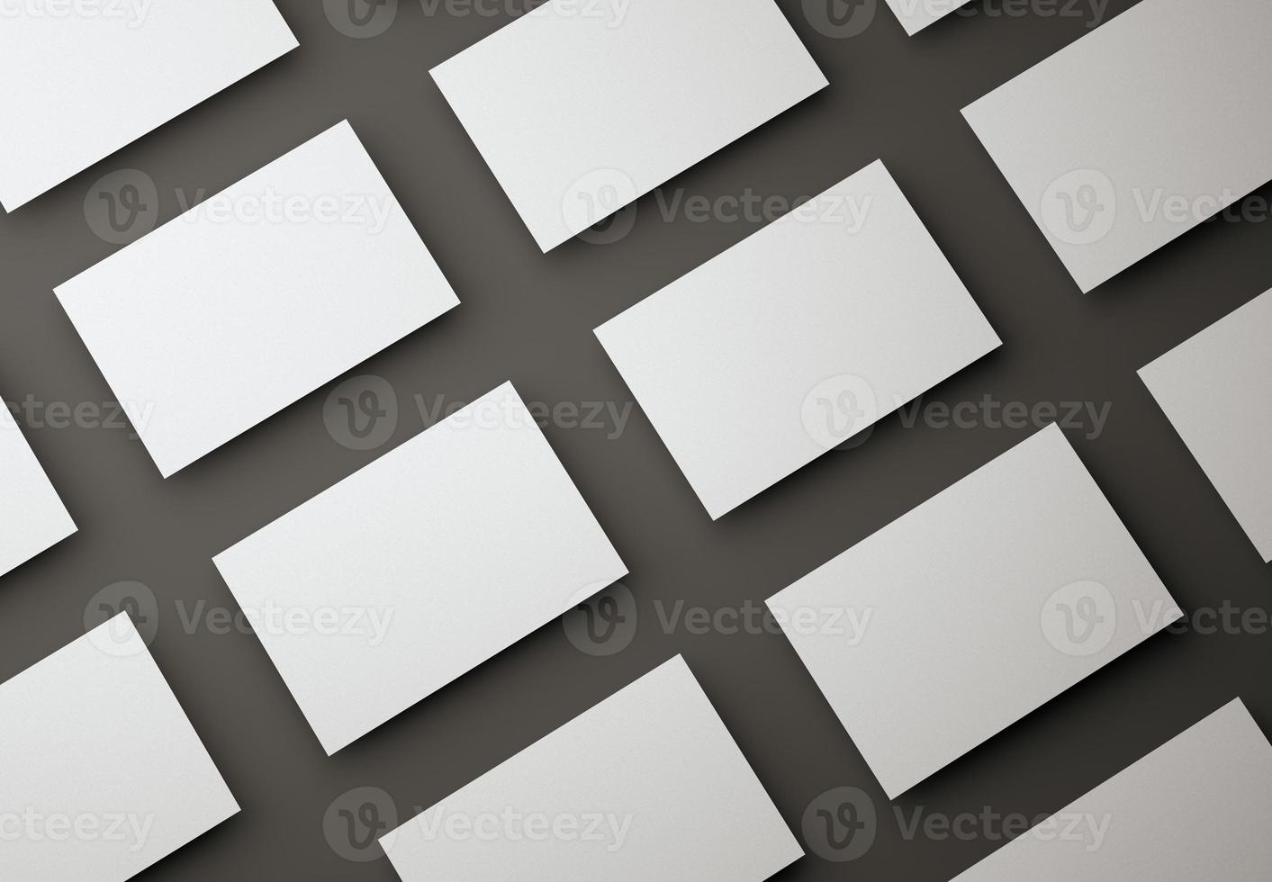 3d illustration. Tom vit visitkort designmall på isolerad svart bakgrund. visitkort för företag och personligt bruk. foto