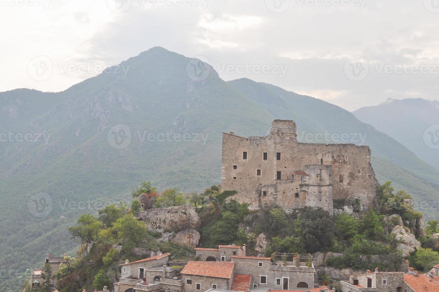 castelvecchio di rocca barbena foto