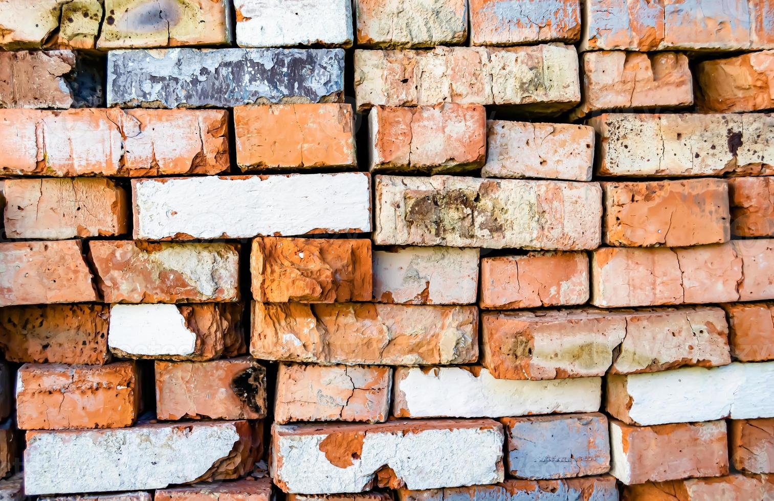 vacker textur gammal tegel från stort väggblock foto