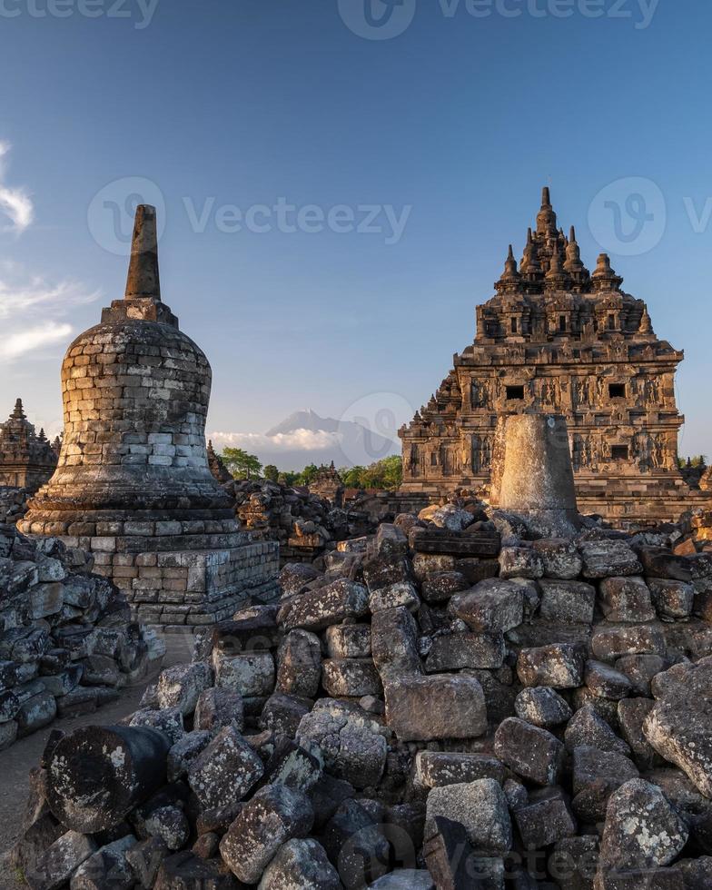 antikt tempel i Indonesien foto