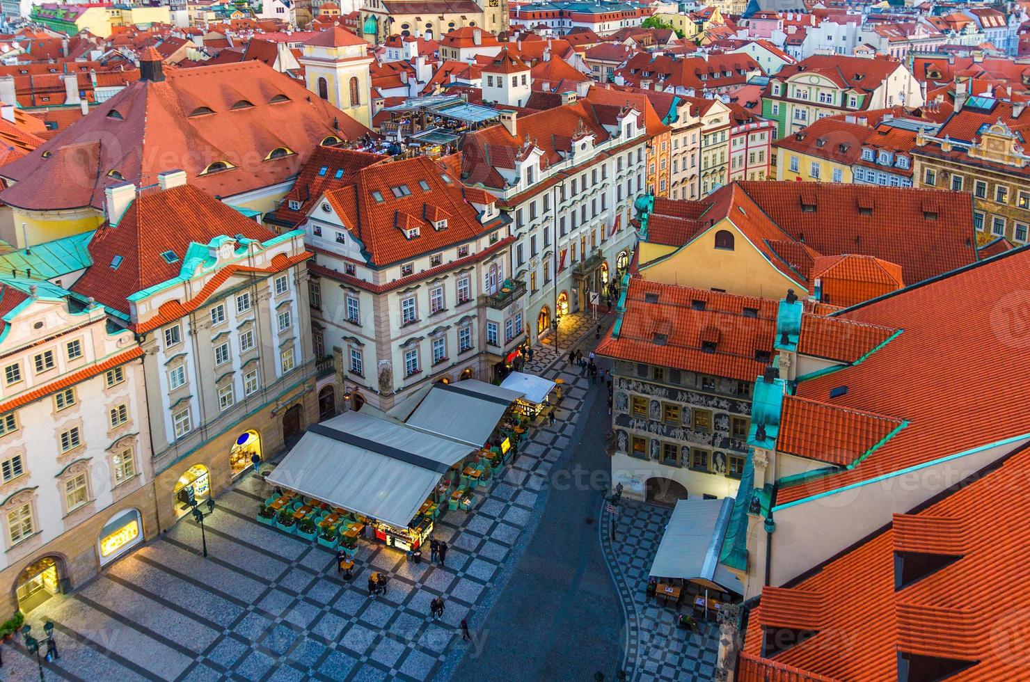 översta flygfoto över Prags gamla torg foto