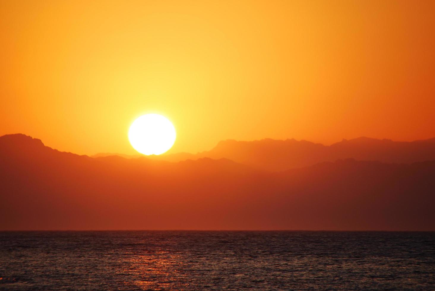 soluppgången helt i Egypten foto