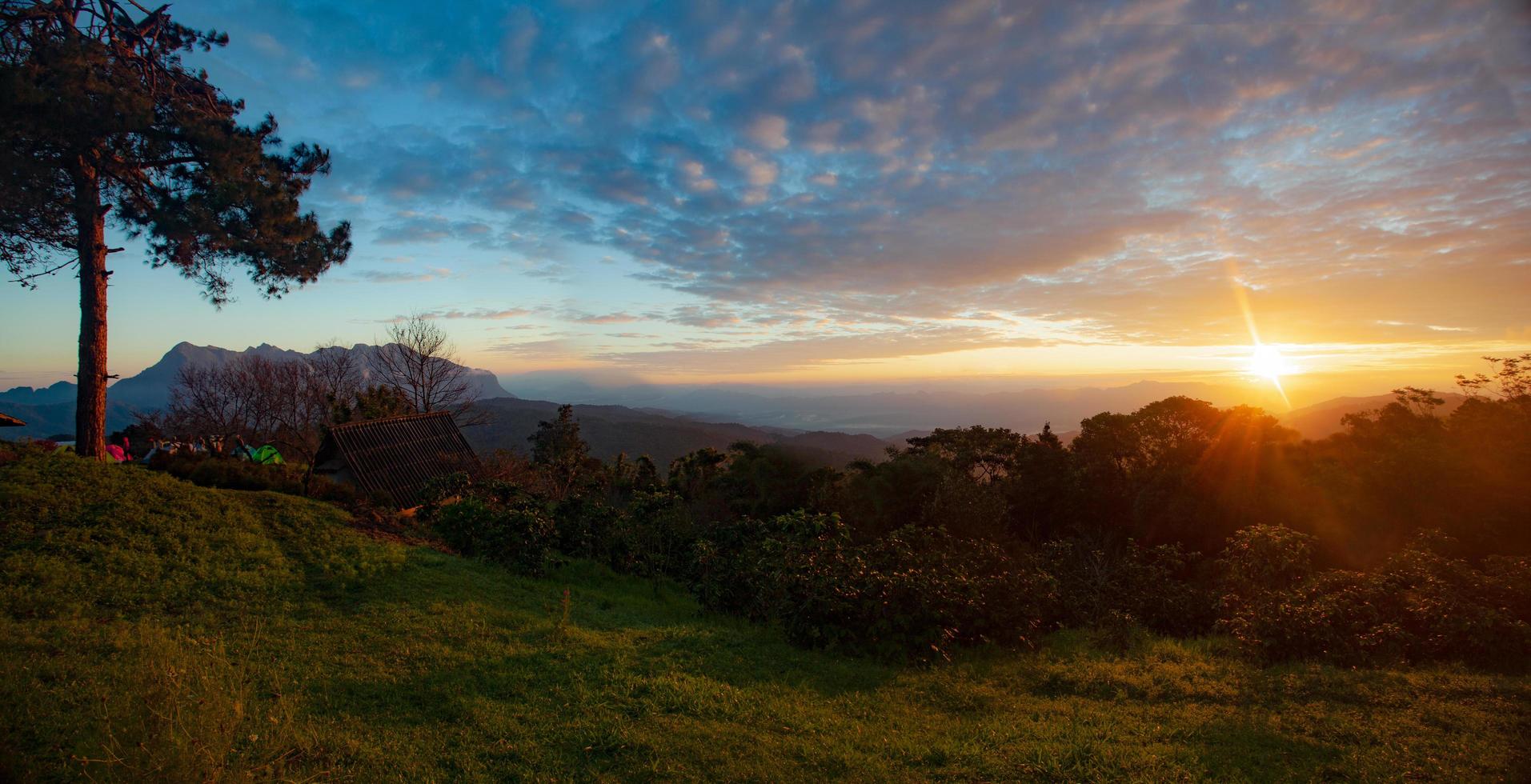 morgonljus vid doi mae taman foto