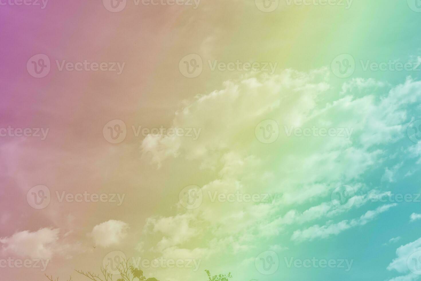 himmelsrosa och blå med en pastellfärgad. abstrakt himmel för bakgrund eller tapet. foto