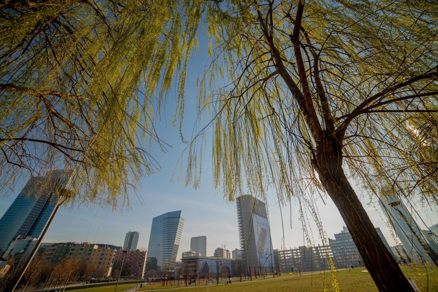 milano, Italien 2022-piazza gae aulenti foto