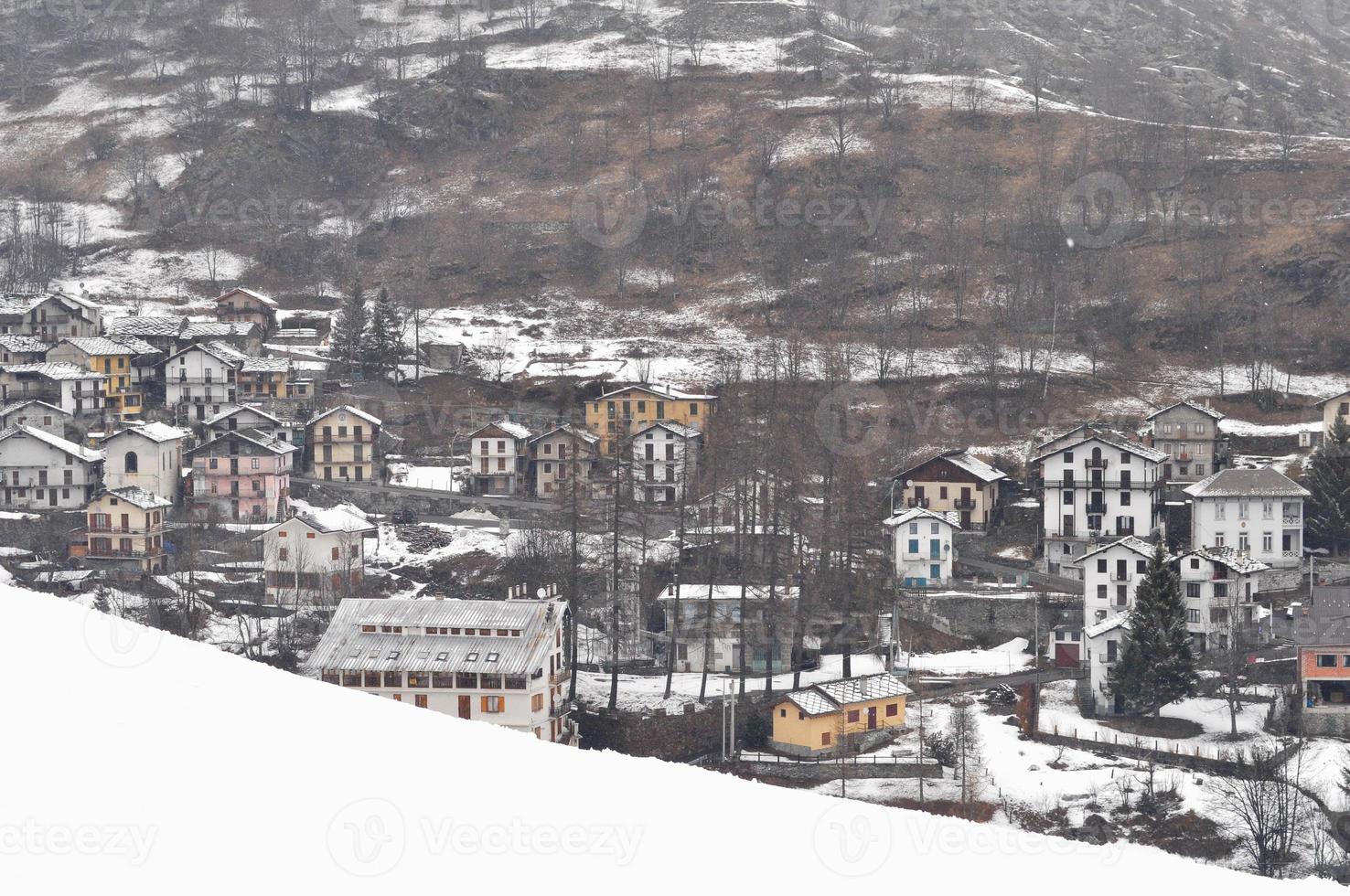 utsikt över Balme, Aostadalen foto