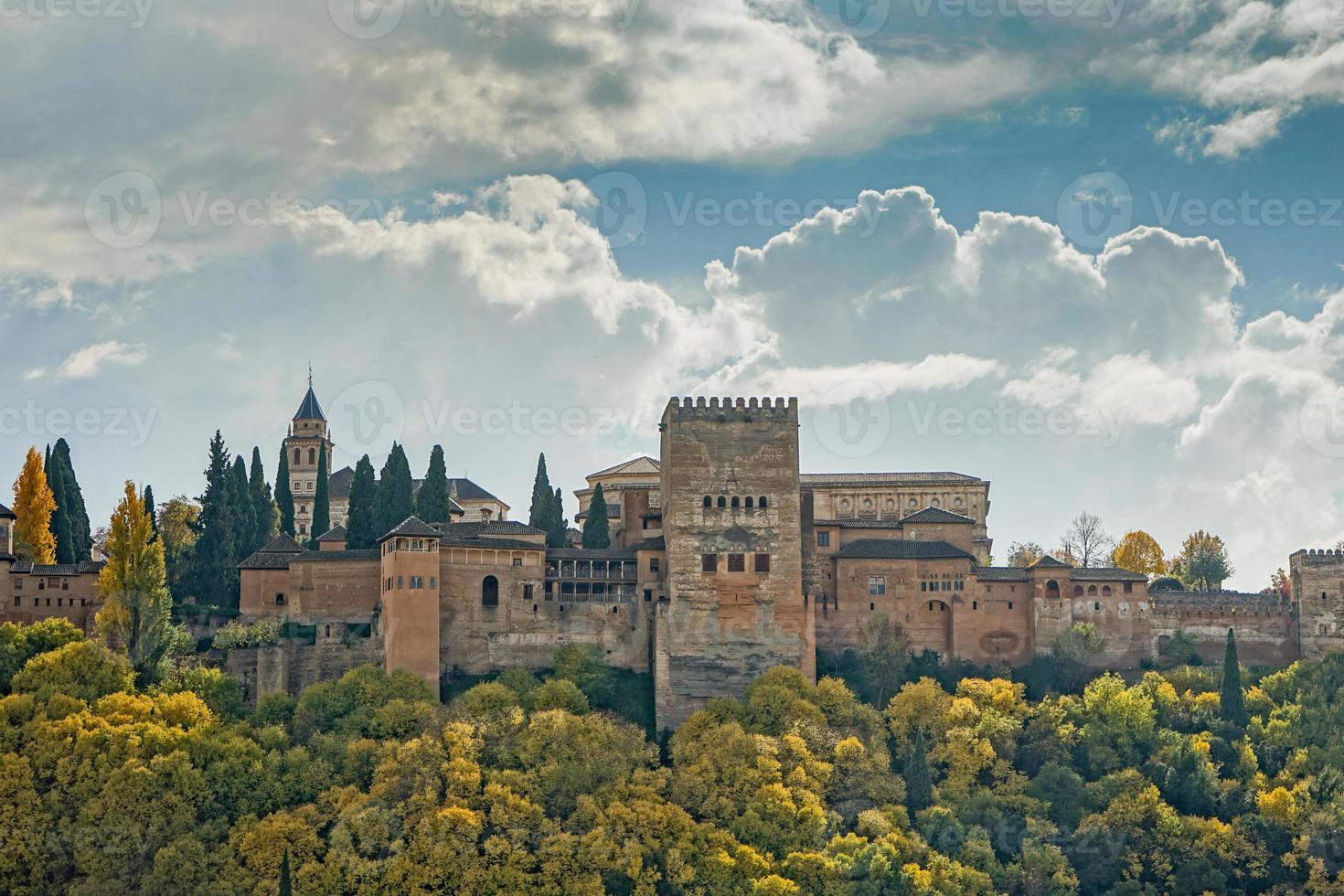 utsikt över Alhambra i Granada från Albaic n-kvarteret foto