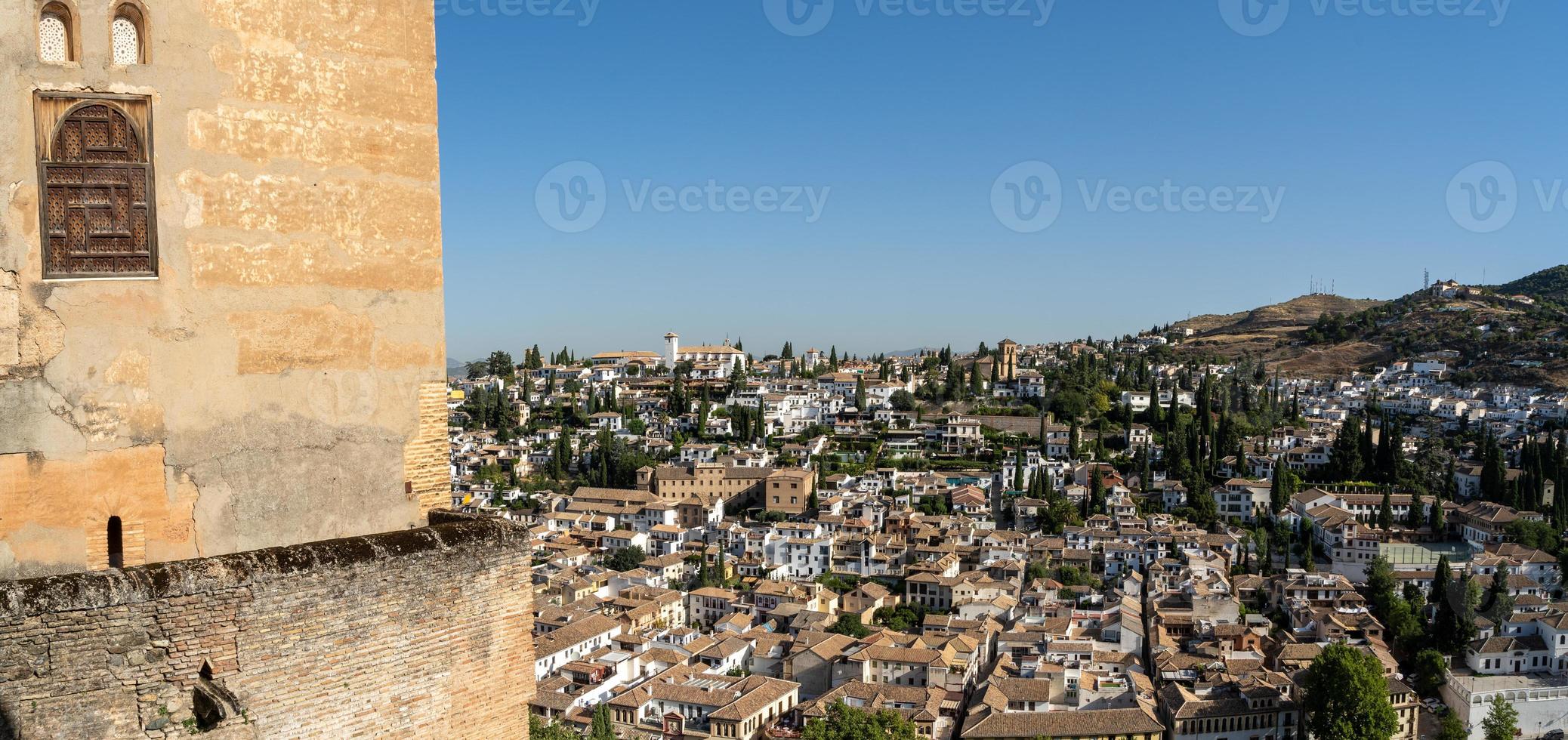 albayzin-distriktet i Granada, Spanien, från tornen på alhambra foto