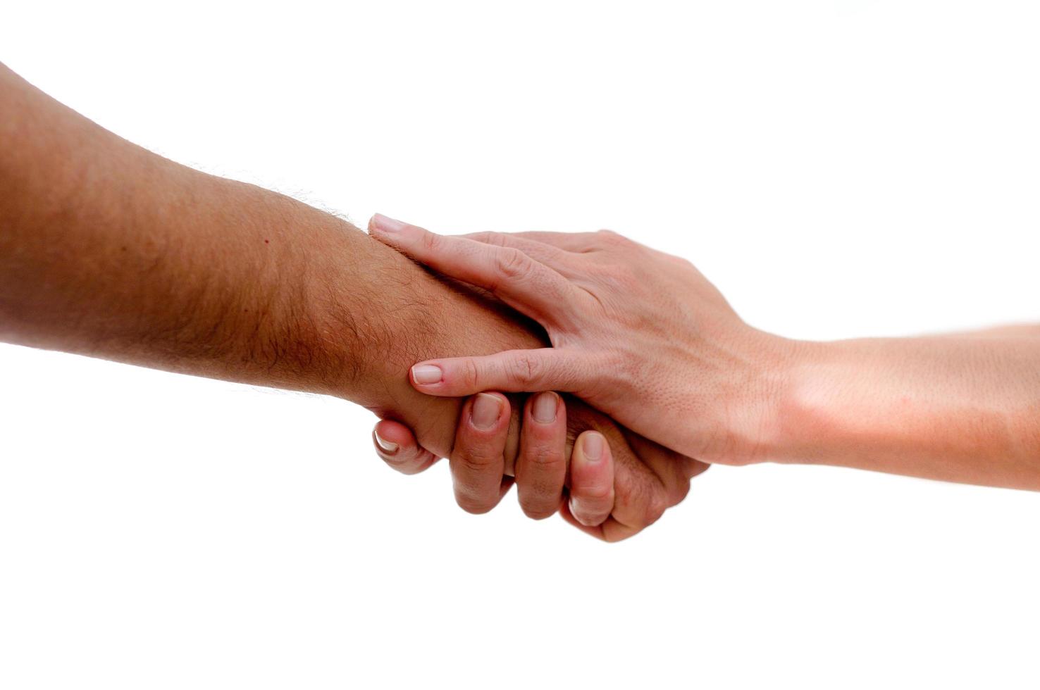 handskakning mellan en man och en kvinna foto