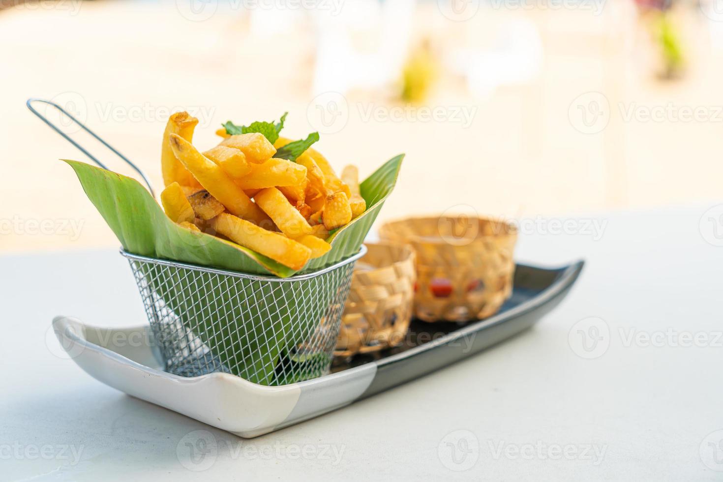 potatischips eller pommes frites foto