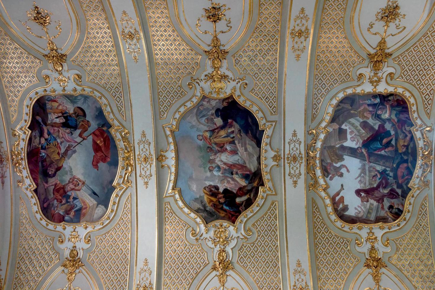 bergamo, lombard, Italien, 2017. interiörvy av katedralen St alexander i bergamo den 26 juni 2017 foto