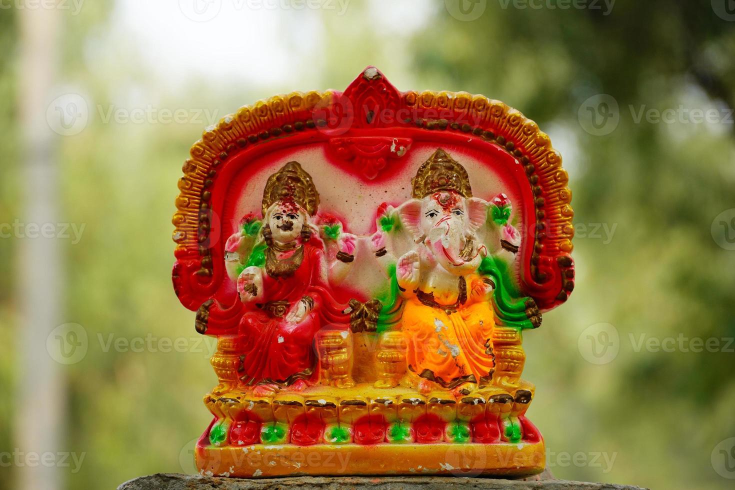 lorden ganesha och gudinnan laxmi - hinduisk religion och indiskt firande av festivalen foto