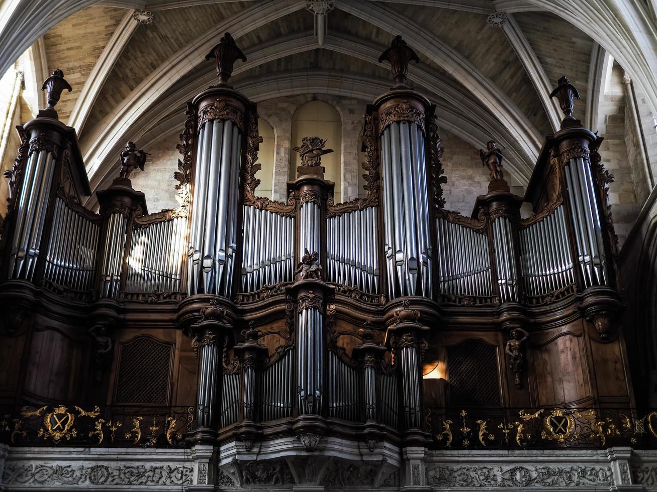 bordeaux, Frankrike, 2016. orgel i katedralen St Andrew i bordeaux foto