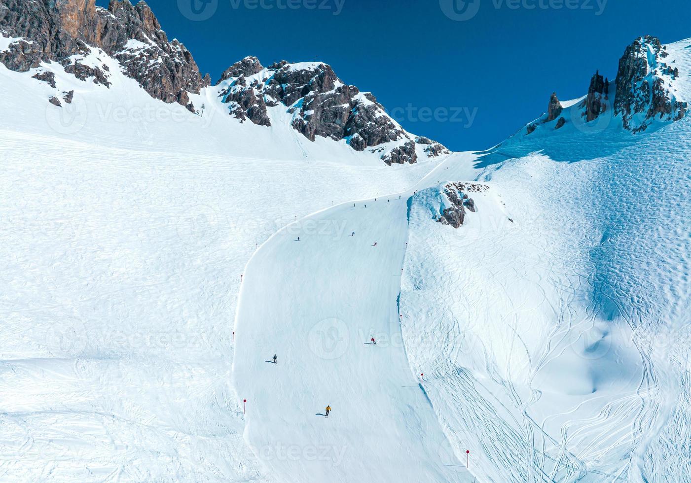 alpina skidorten st. anton am arlberg vintertid foto