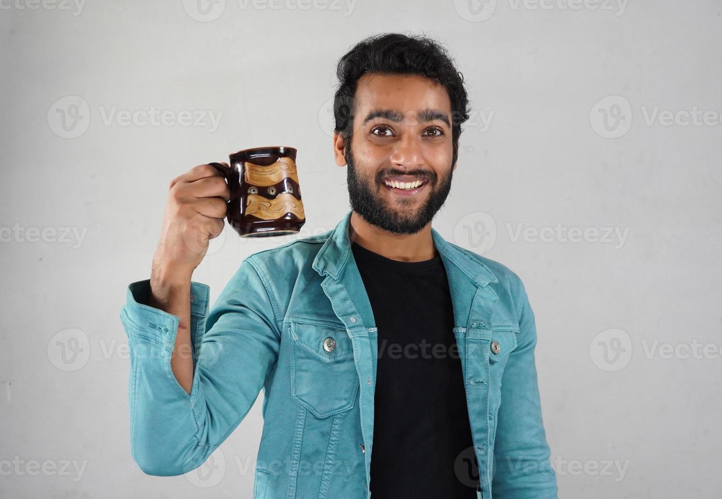 man med kaffekopp foto