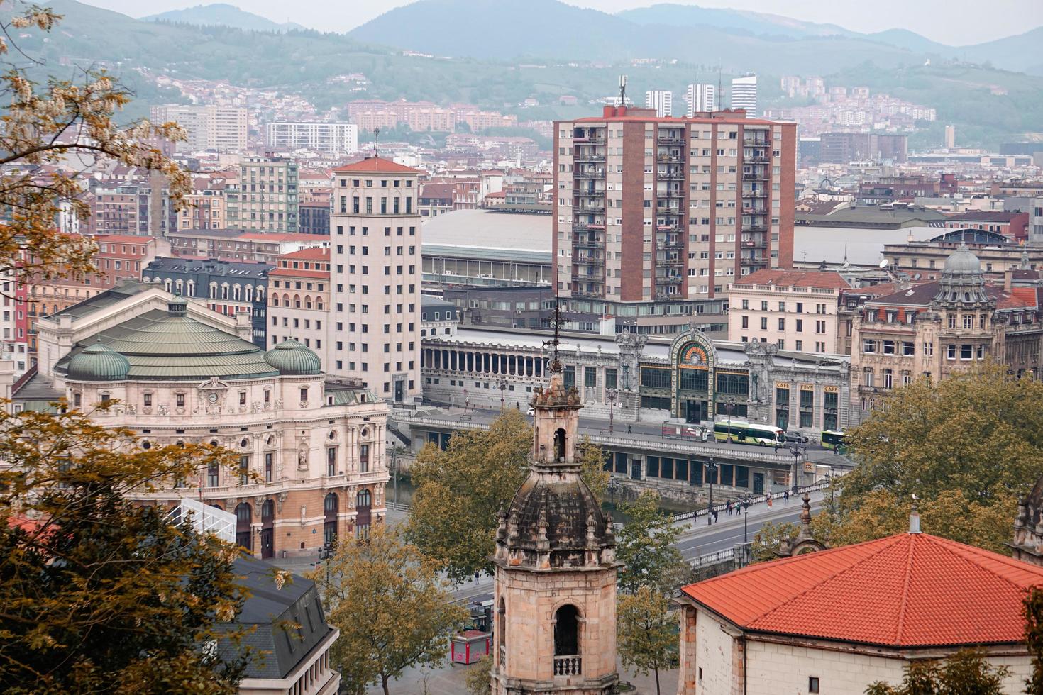 stadsbild från bilbao city, spanien, resmål foto
