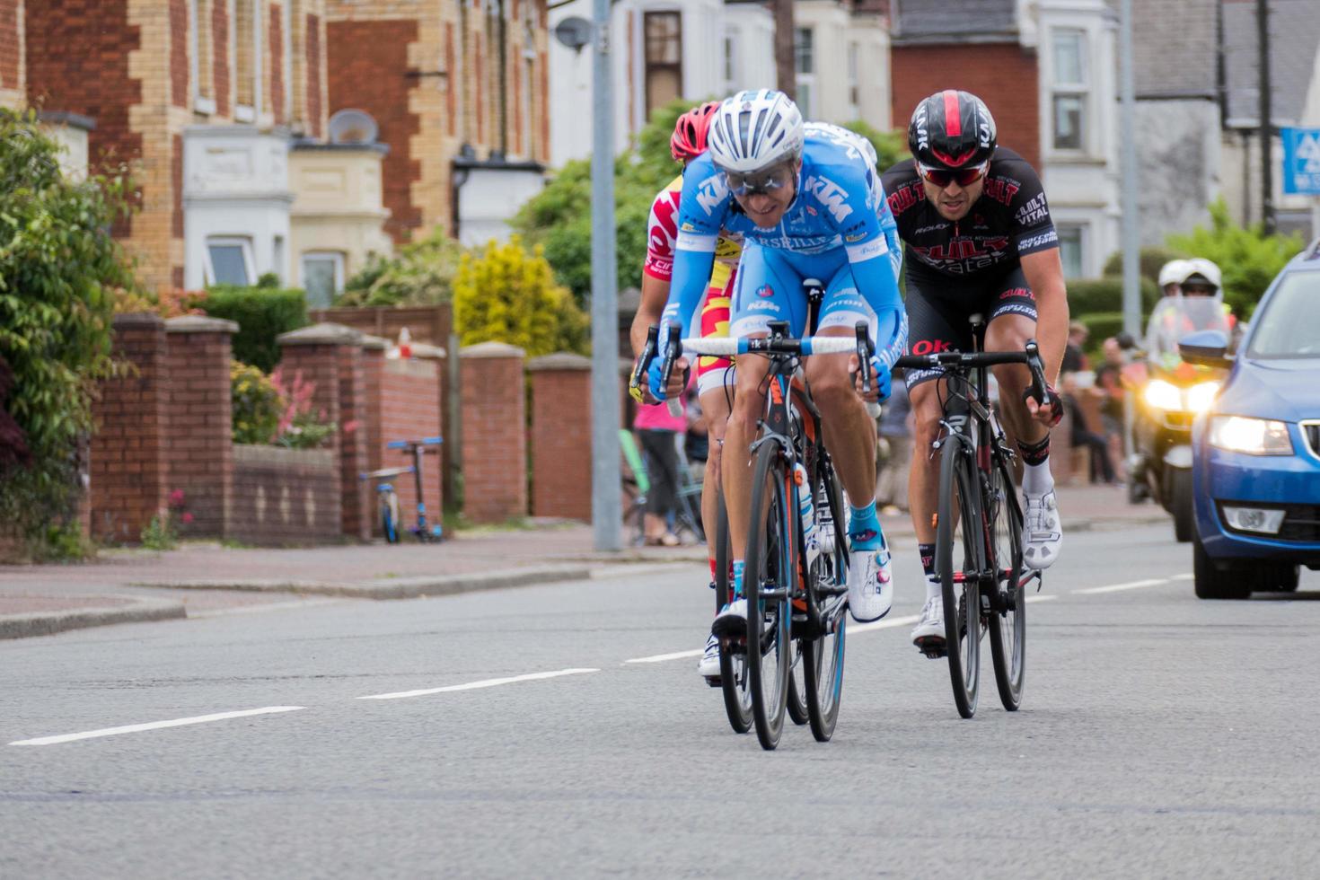 Cardiff, Wales, Storbritannien, 2015. cyklister som deltar i cykelevenemanget Velothon foto