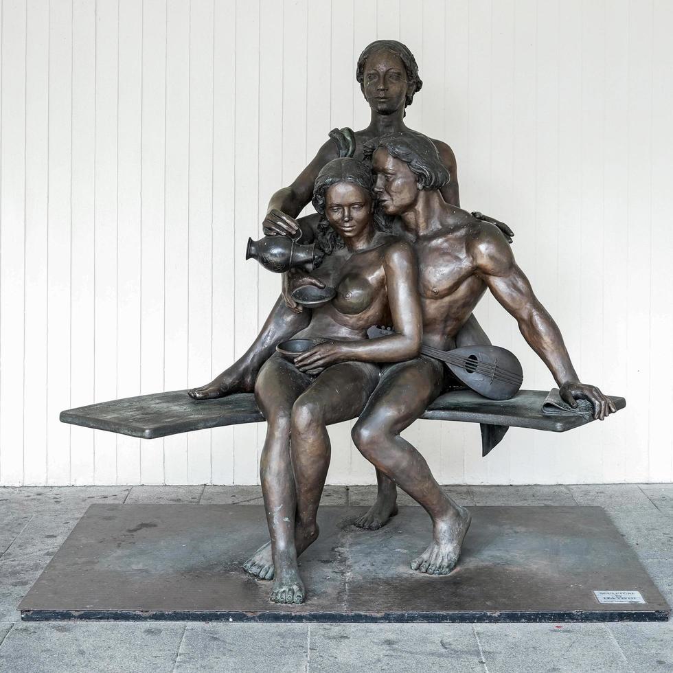prag, tjeckiska republiken, 2014. druvor av passion skulptur foto