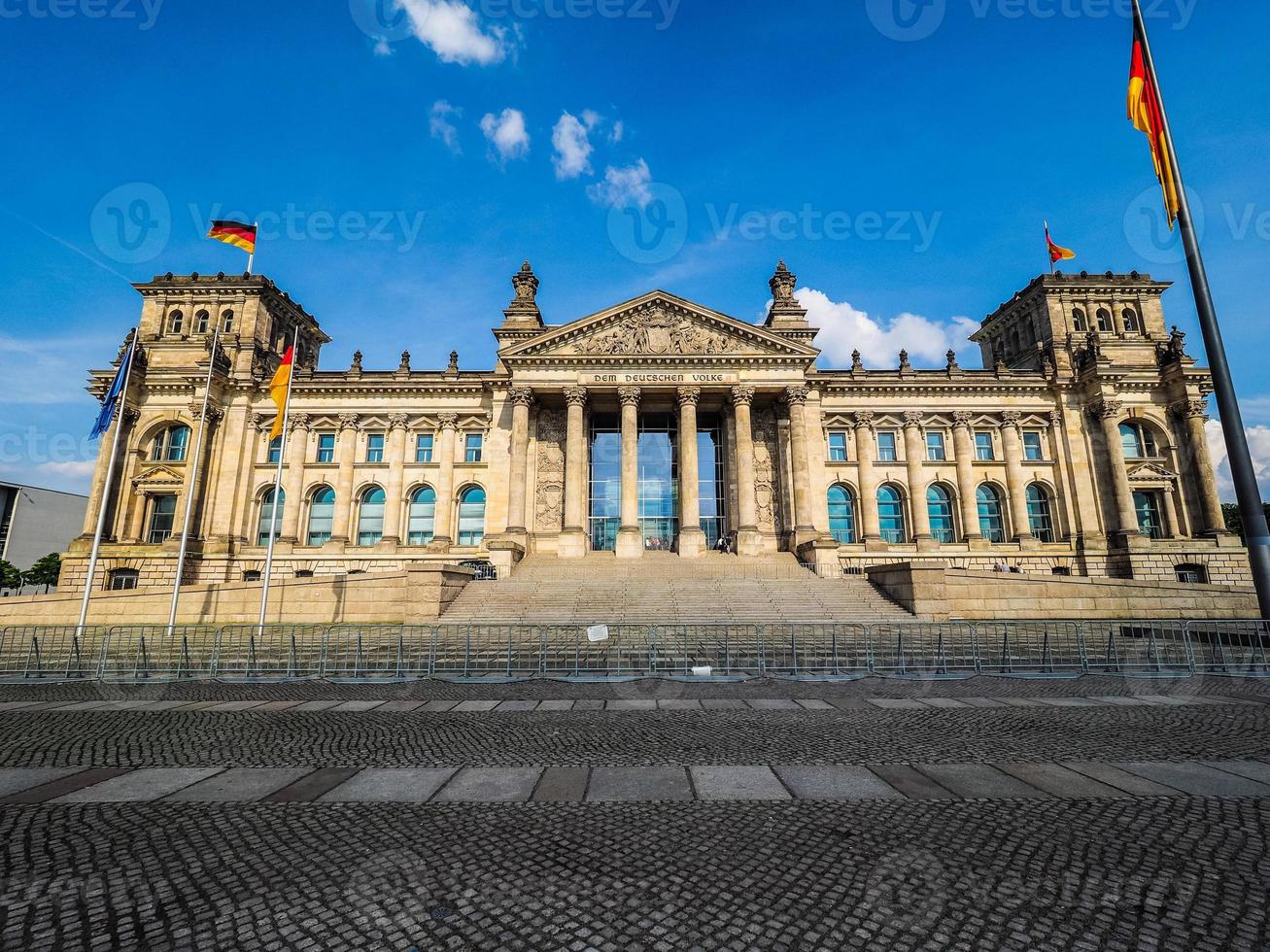 hdr reichstag parlament i berlin foto