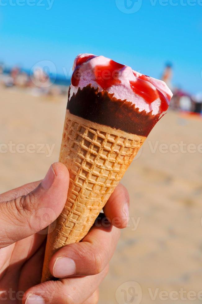 glass på stranden foto