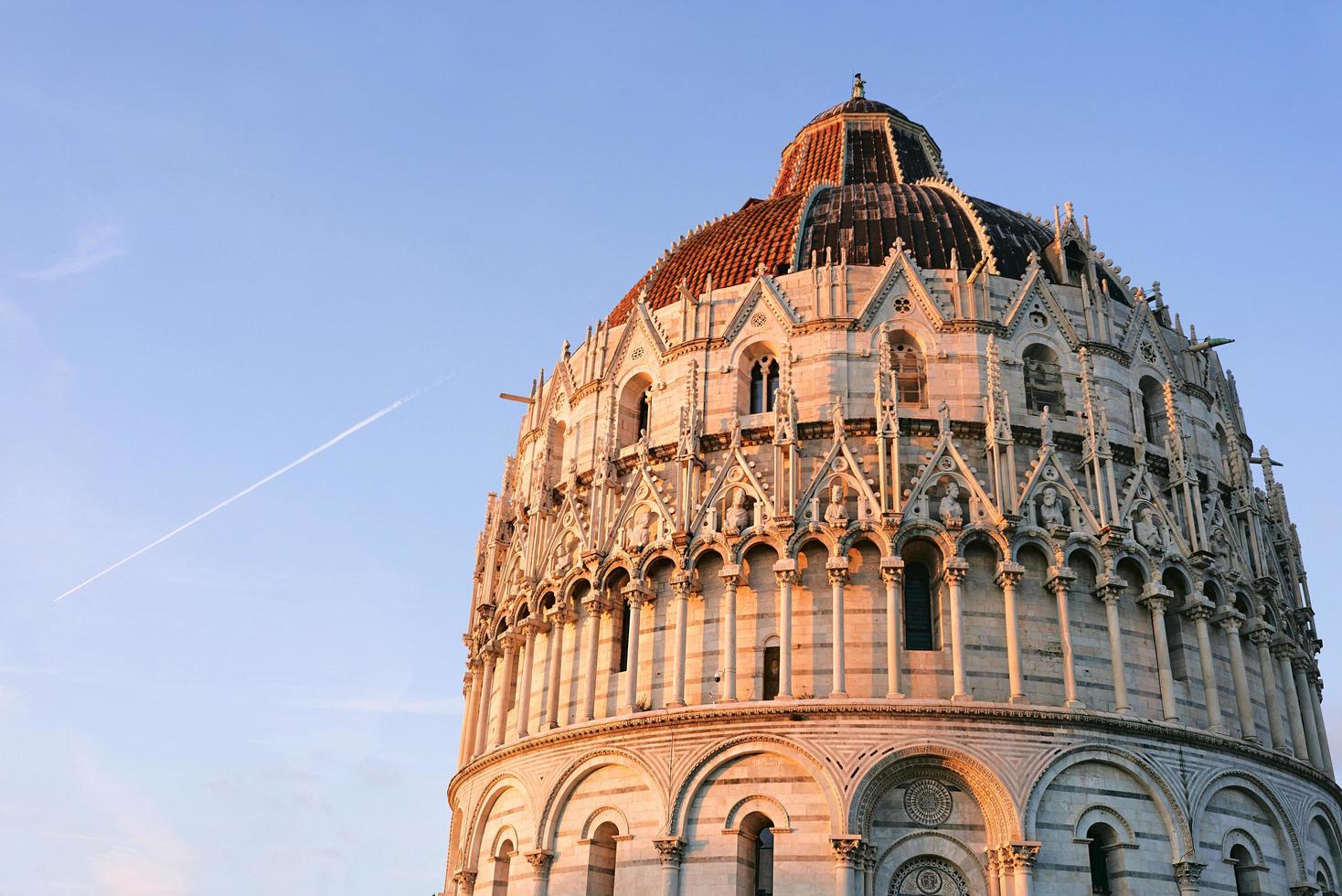 pisa, Italien, 2021-katedralen i pisa, miraklens torg foto