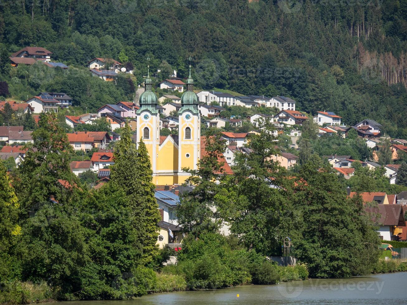 vid floden Donau i Österrike foto